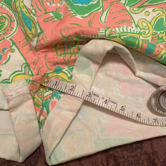 Lilly Pulitzer Clifton short - Picture 13 of 14